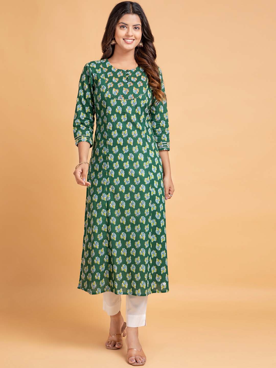 

SUTI Ethnic Motifs Printed Cotton Kurta, Green