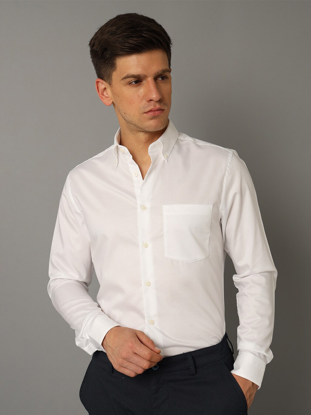 

Aldeno India Slim Self Design Pure Cotton Formal Shirt, White