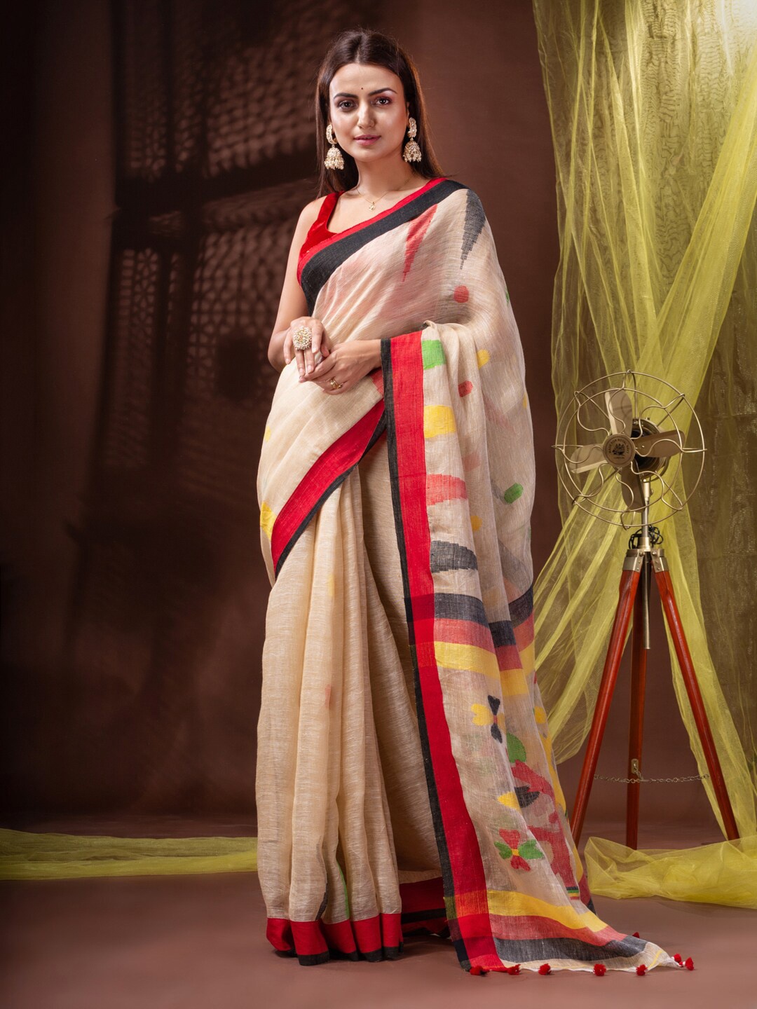

Mitera Beige & Black Woven Design Pure Linen Saree