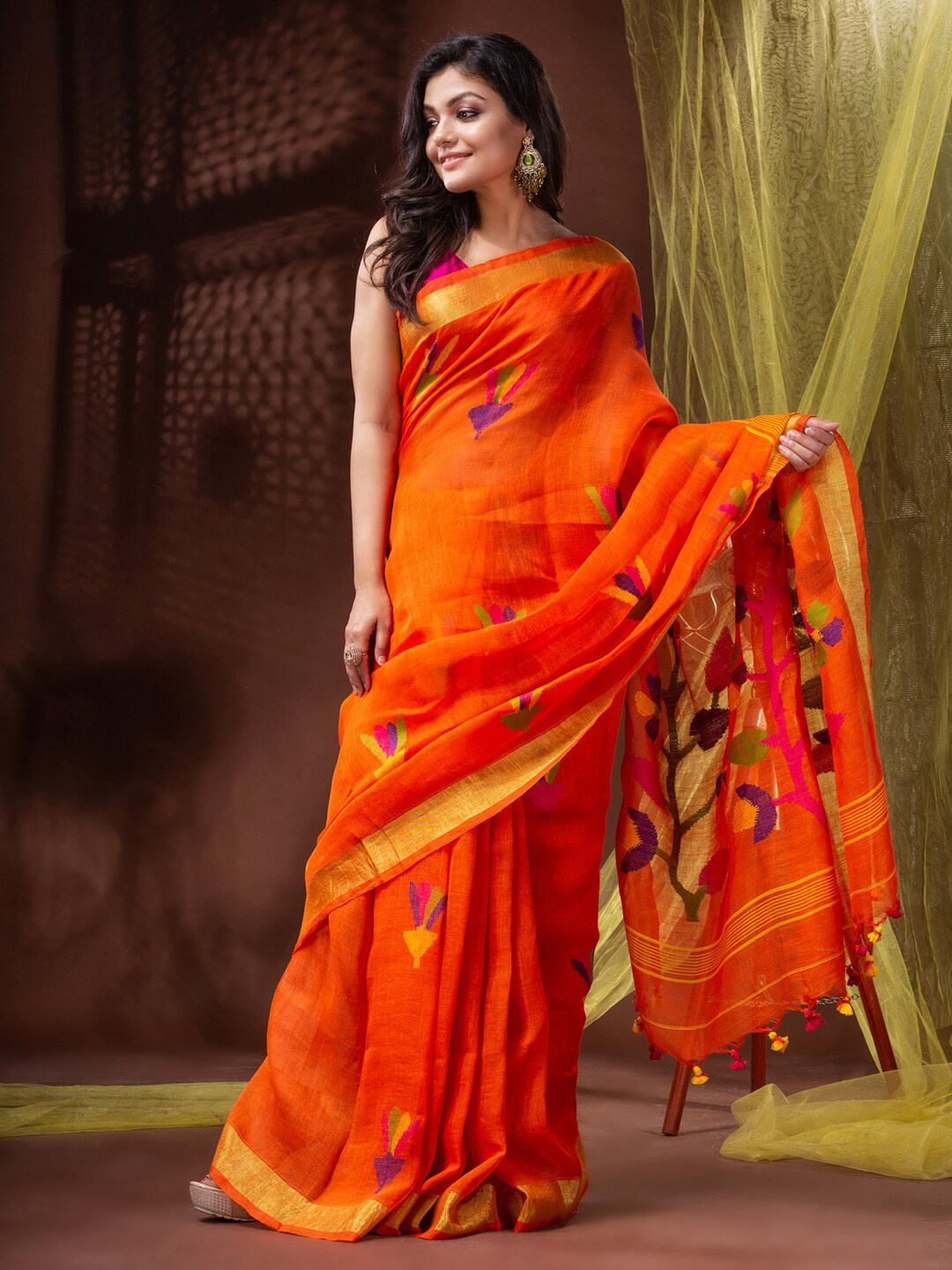 

Mitera Woven Design Zari Pure Linen Jamdani Saree, Orange
