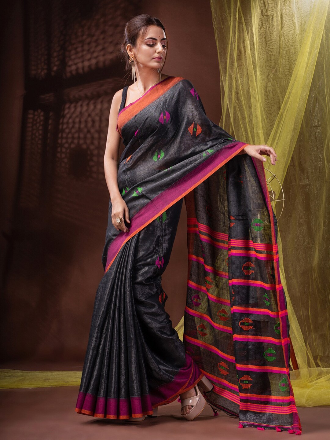 

Mitera Geometric Woven Design Saree, Black