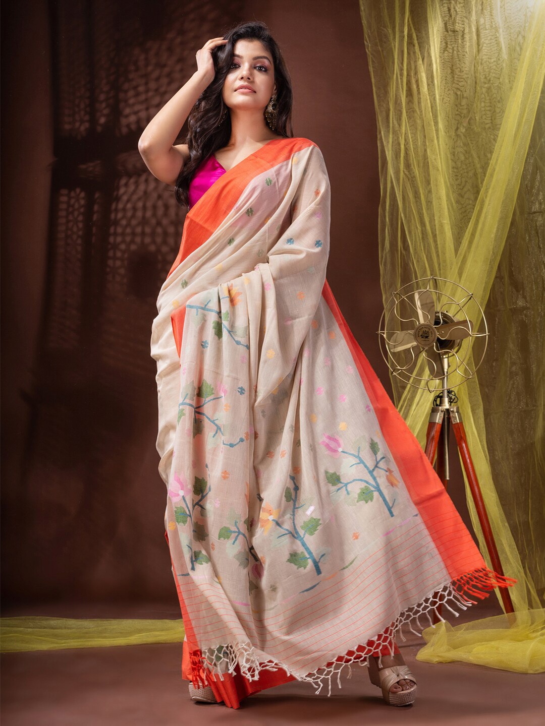 

Mitera Beige & Orange Woven Design Pure Cotton Saree