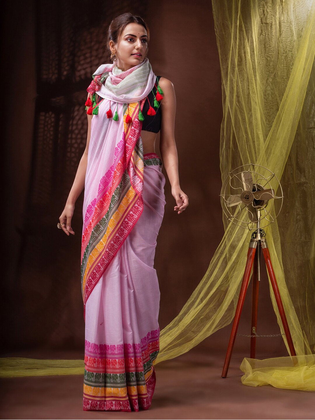 

SAJASAJO Striped Woven Design Pure Cotton Saree, Pink