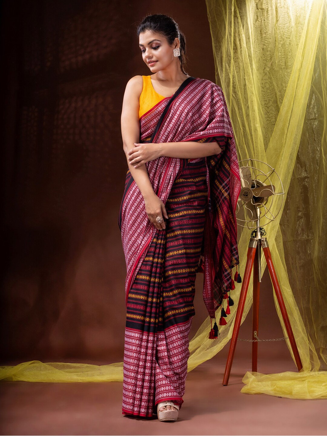 

SAJASAJO Ethnic Motifs Woven Design Pure Cotton Saree, Pink