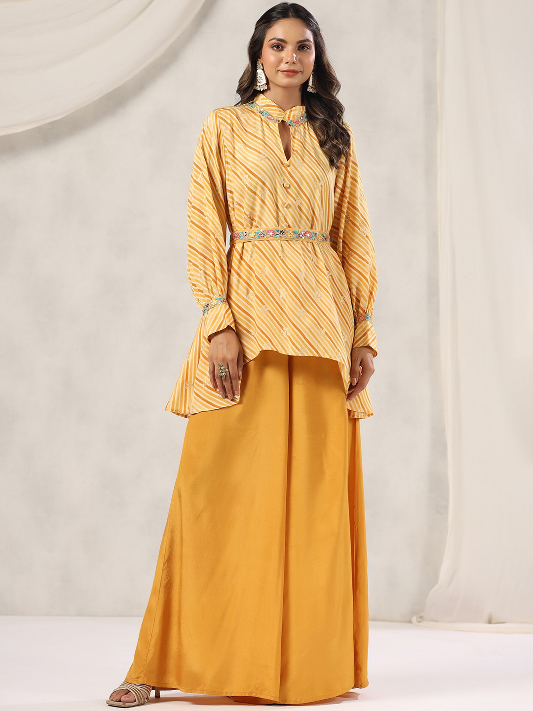 

Mirari Leheriya Printed Top With Palazzos Co-Ords Set, Yellow