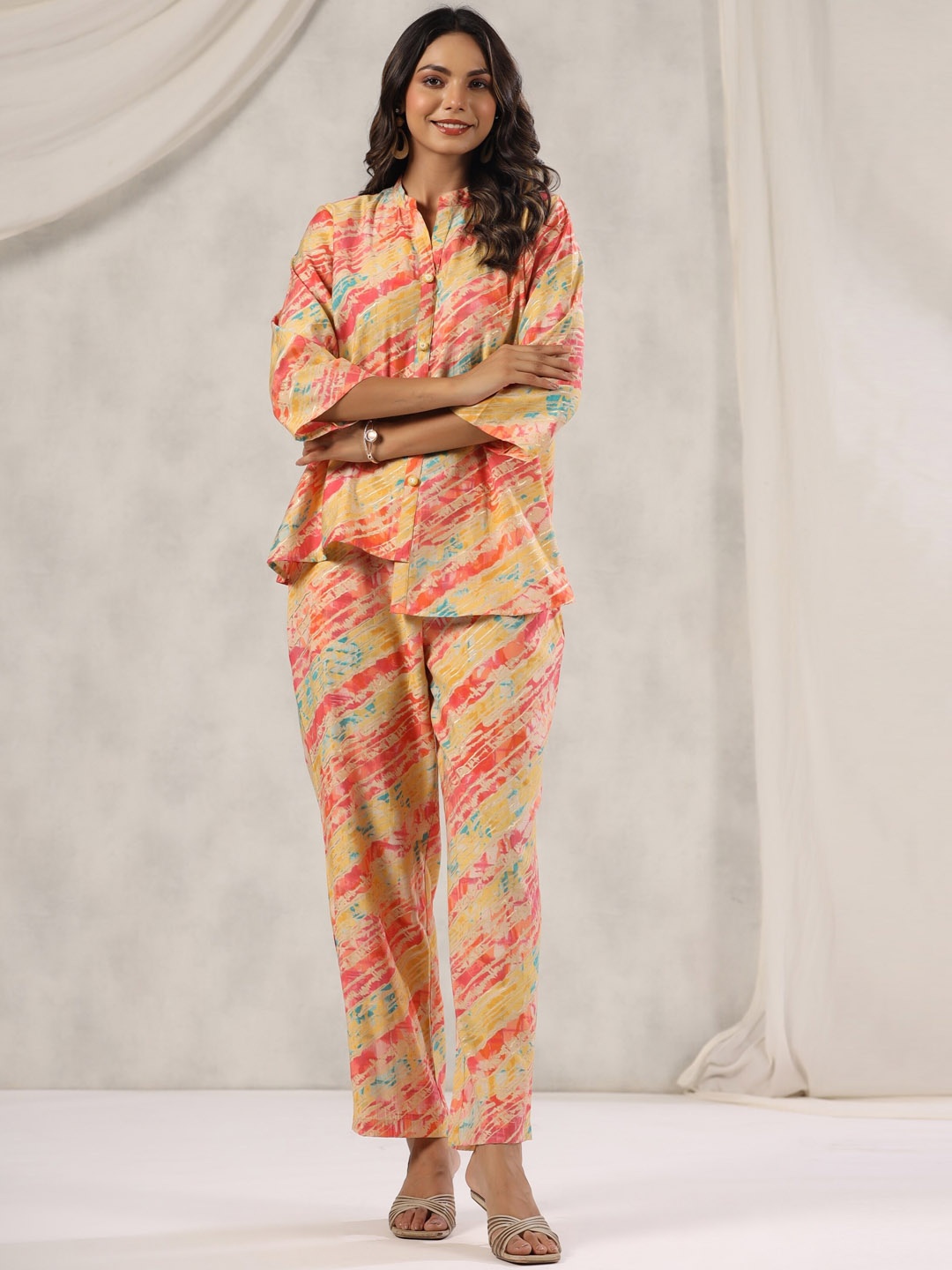 

mirari Printed Mandarin Collar Shirt & Trouser, Beige
