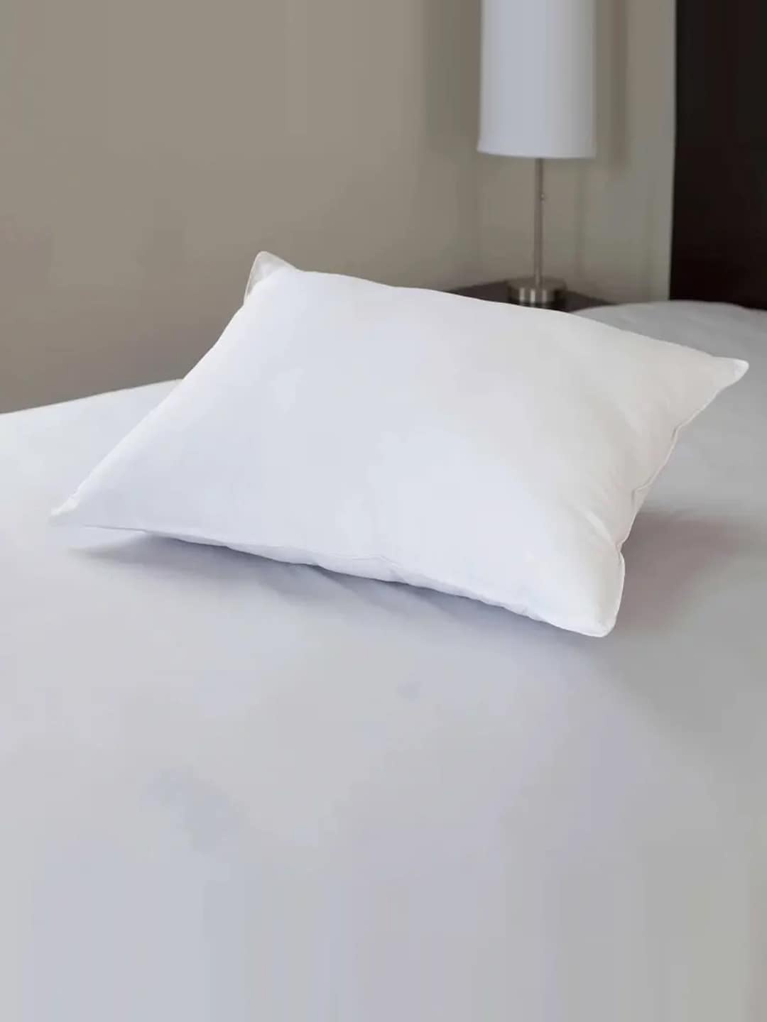 

AVI White Microfiber Filled Medium-Firm Soft Bed Pillow