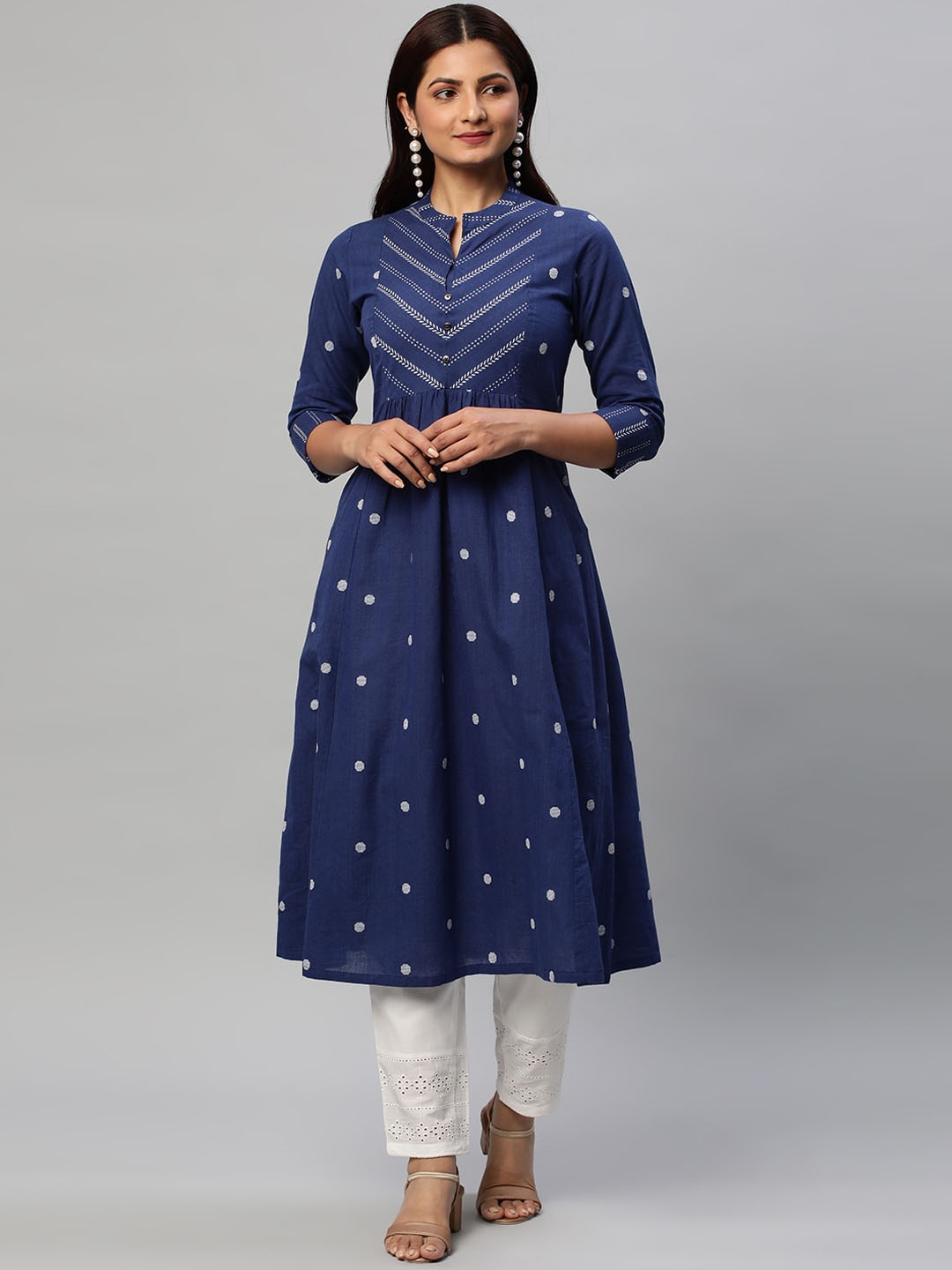 

KAMI KUBI Geometric Embroidered Thread Work Pure Cotton A-Line Kurta, Blue