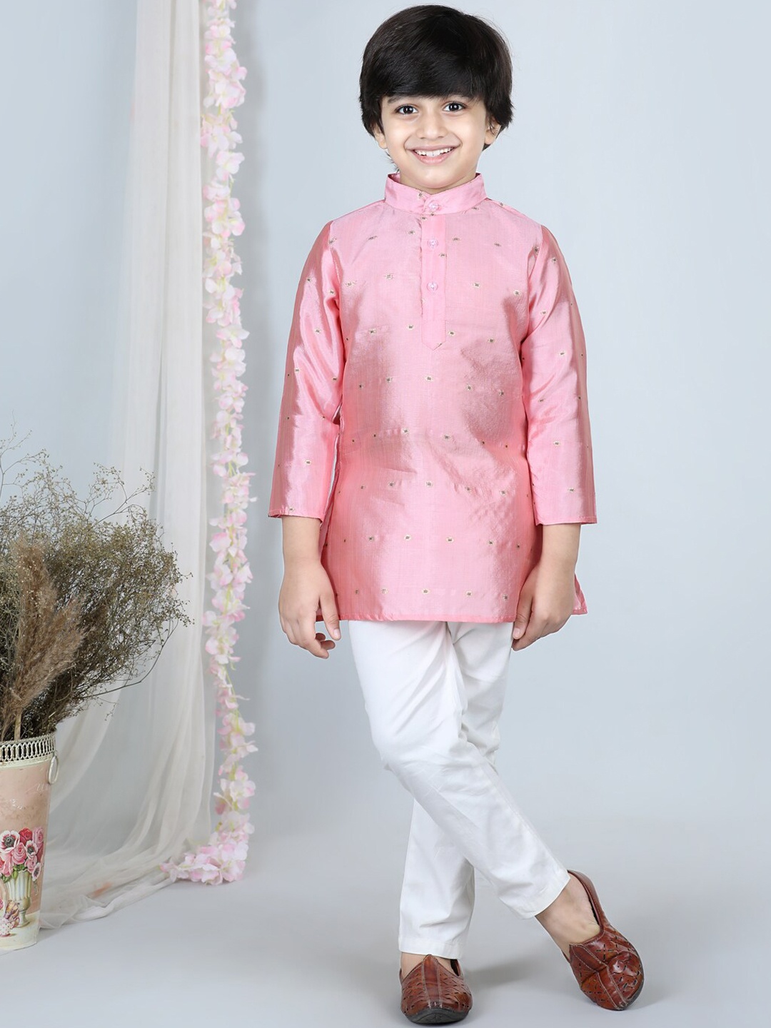 

Cutiekins Boys Floral Woven Design Mandarin Collar Kurta with Pyjamas, Pink