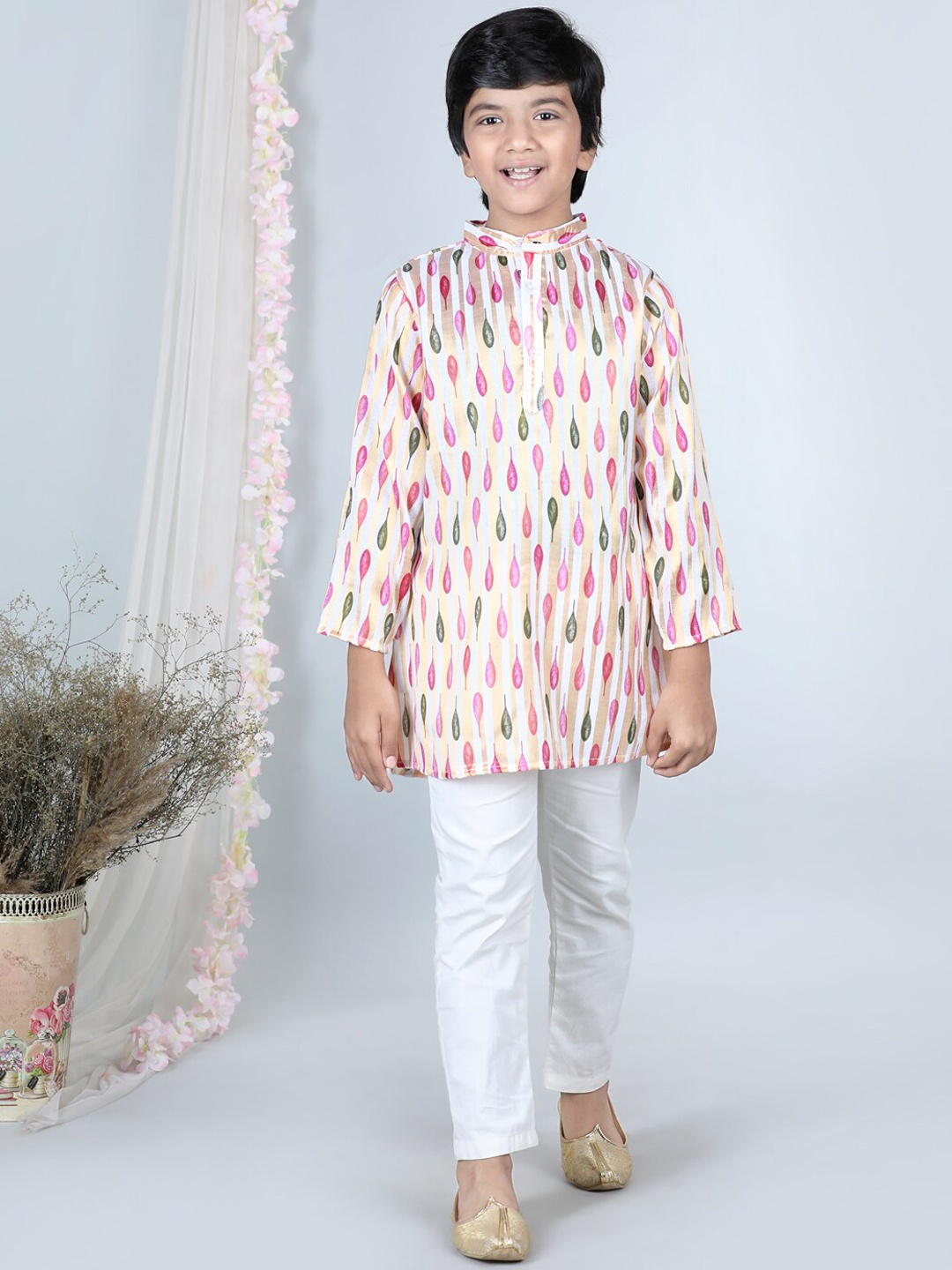 

Cutiekins Boys Geometric Printed Mandarin Collar Straight Kurta With Pyjamas, Peach
