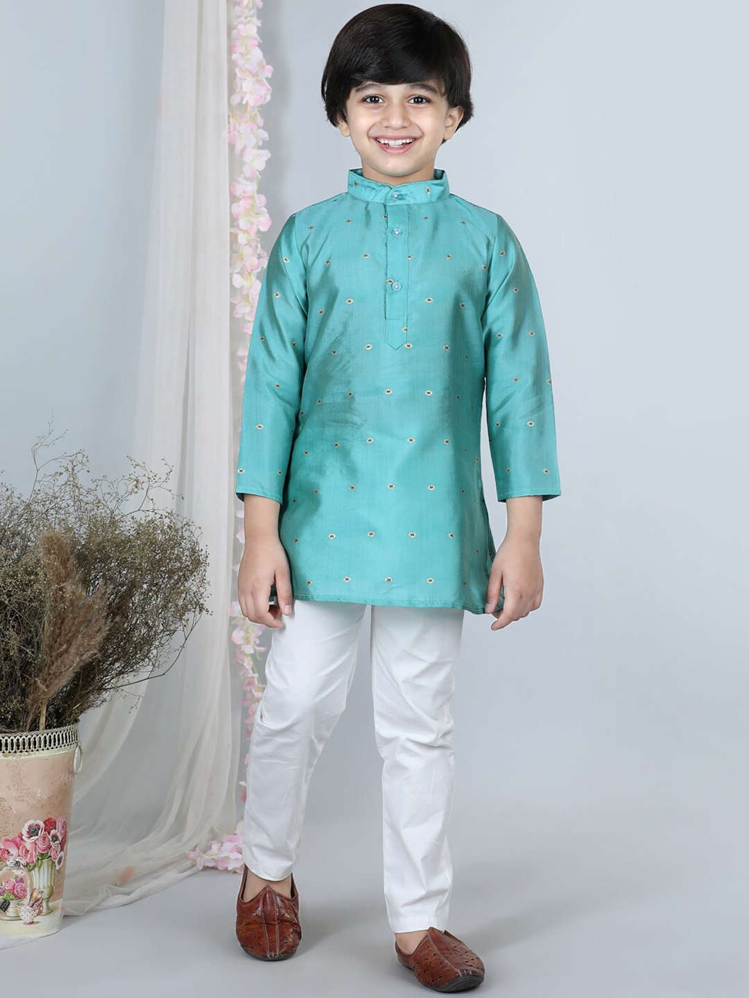 

Cutiekins Boys Ethnic Motifs Embroidered Thread Work Kurta With Pyjamas, Turquoise blue