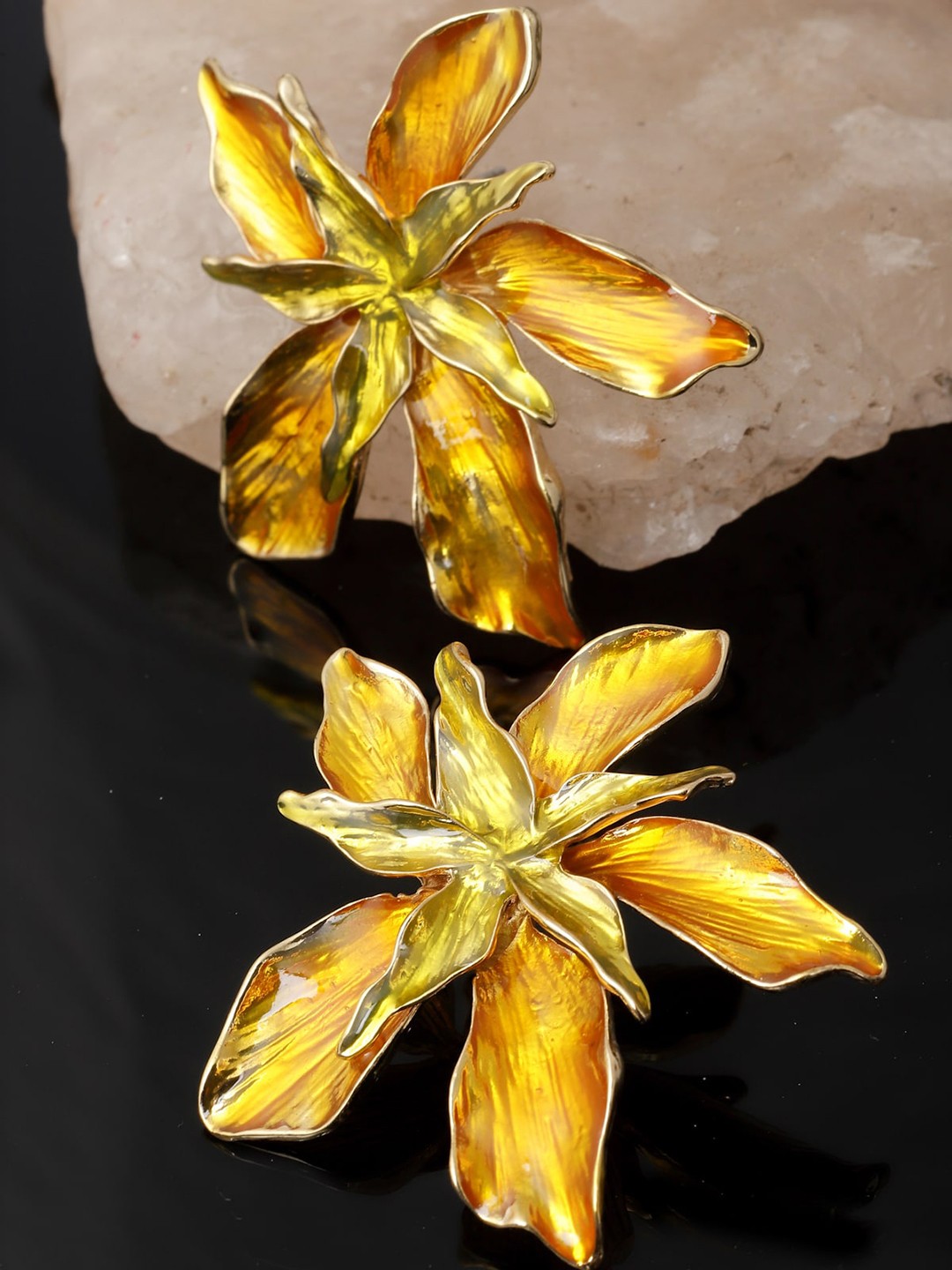 

AVANT-GARDE PARIS Gold-Plated Floral Drop Earrings
