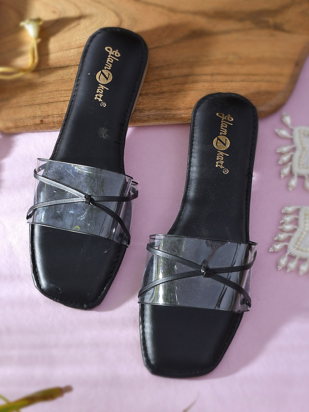 

GLAMZKART Knotted Open Toe Flats, Black