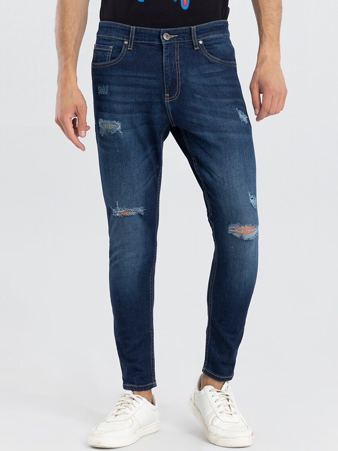 

Snitch Men Skinny Fit Mildly Distressed Light Fade Stretchable Jeans, Blue