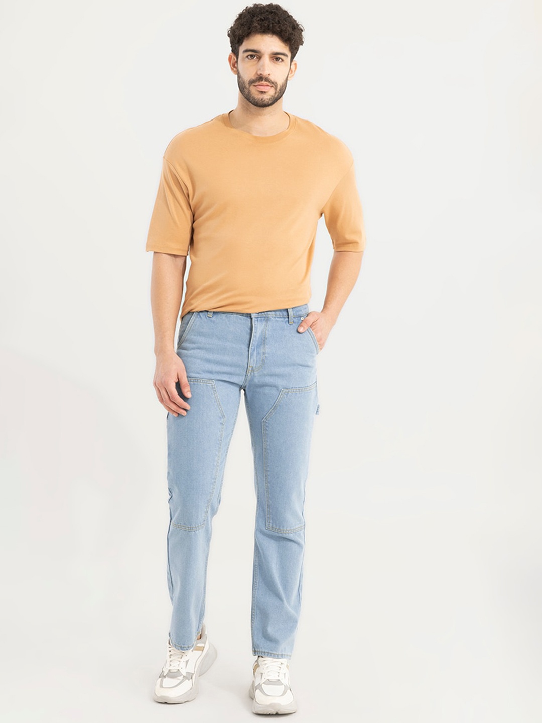 

Snitch Men Blue Straight Fit Light Fade Stretchable Jeans