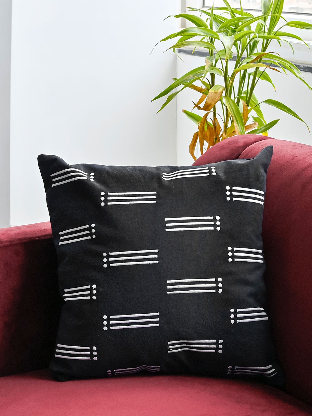 

Tistabene Black & White Embroidered Cotton Square Cushion Cover