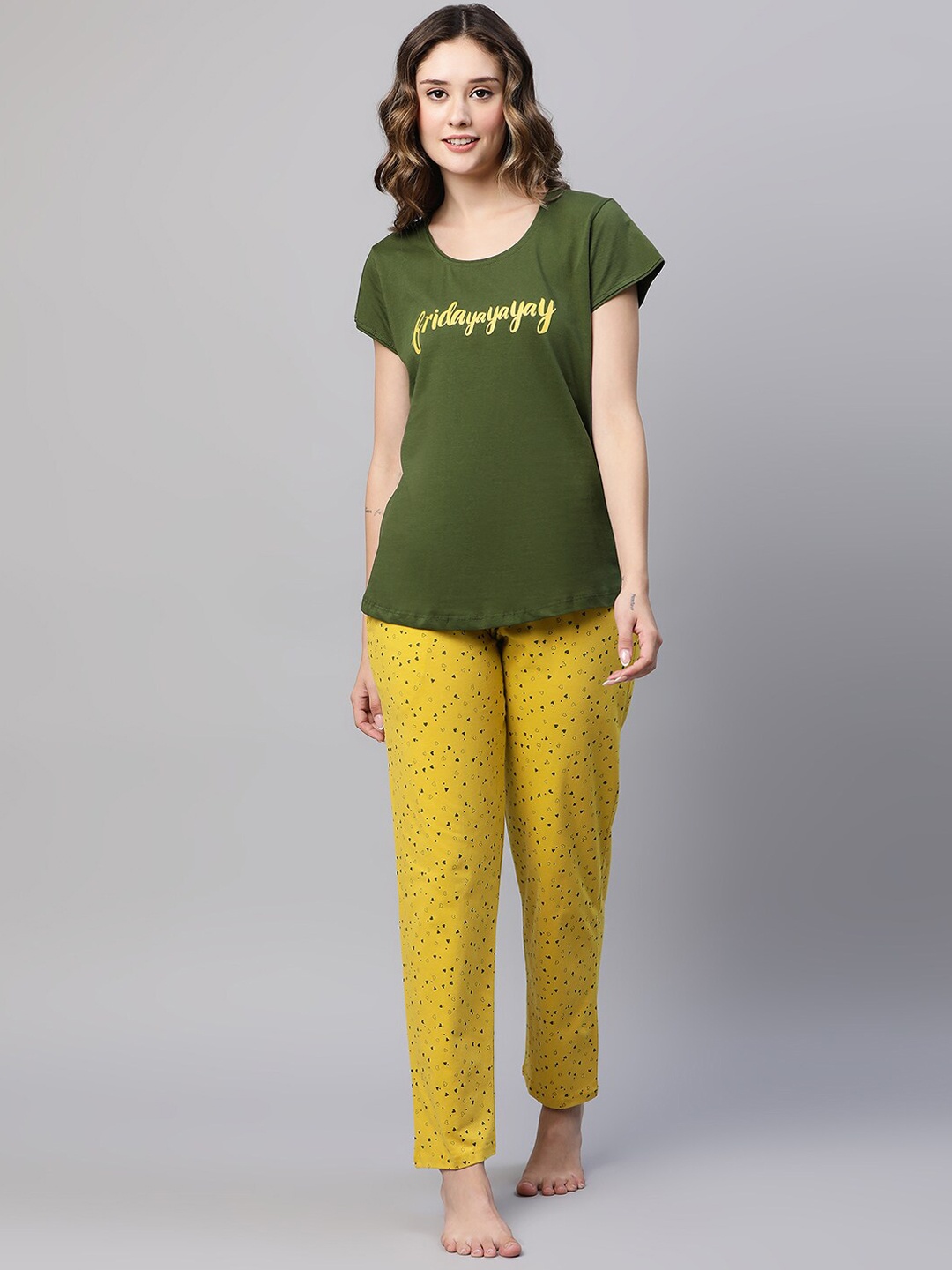 

AV2 Typography Printed Pure Cotton Night suit, Yellow