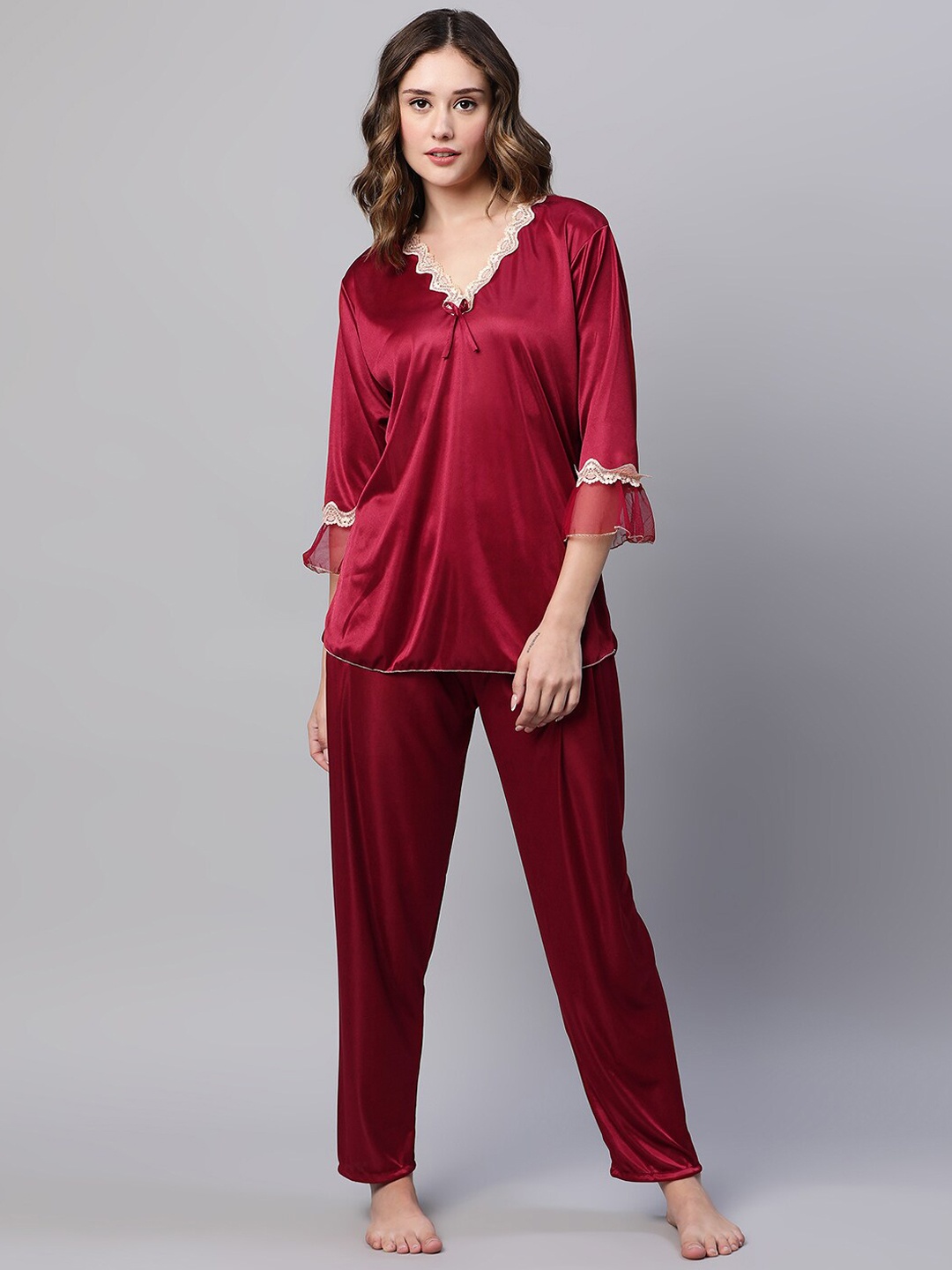 

AV2 Top & Pyjama Satin Night Suit, Maroon