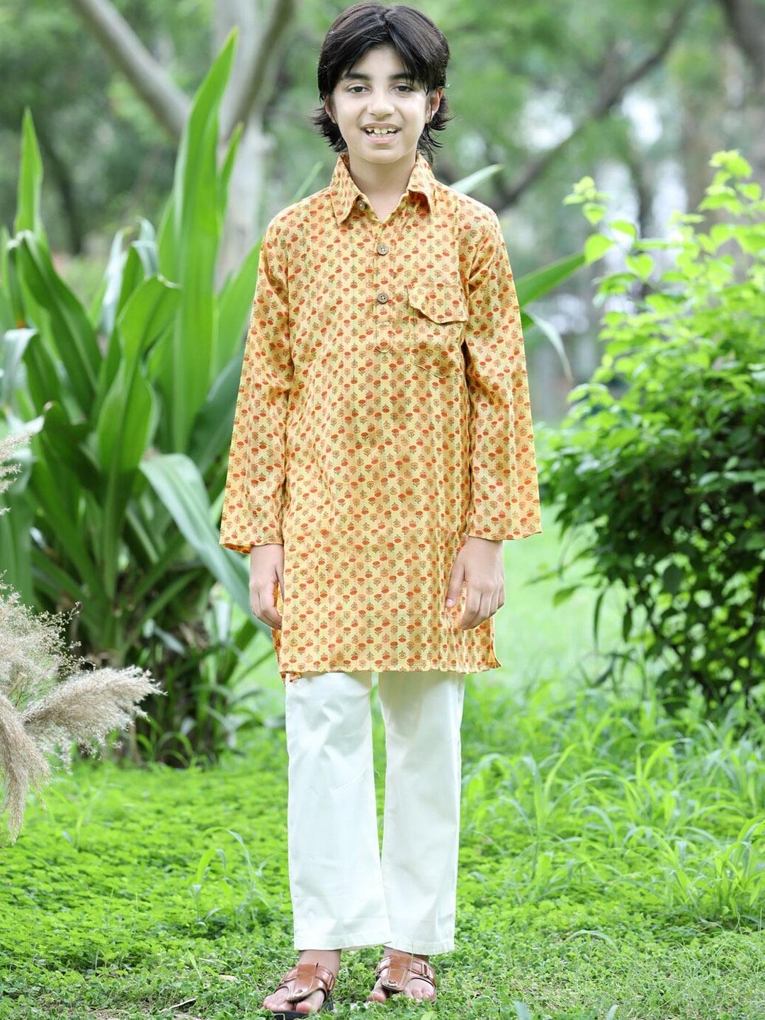 

Cutiekins Boys Floral Printed Straight Shirt Collar Kurta with Pyjamas, Mustard