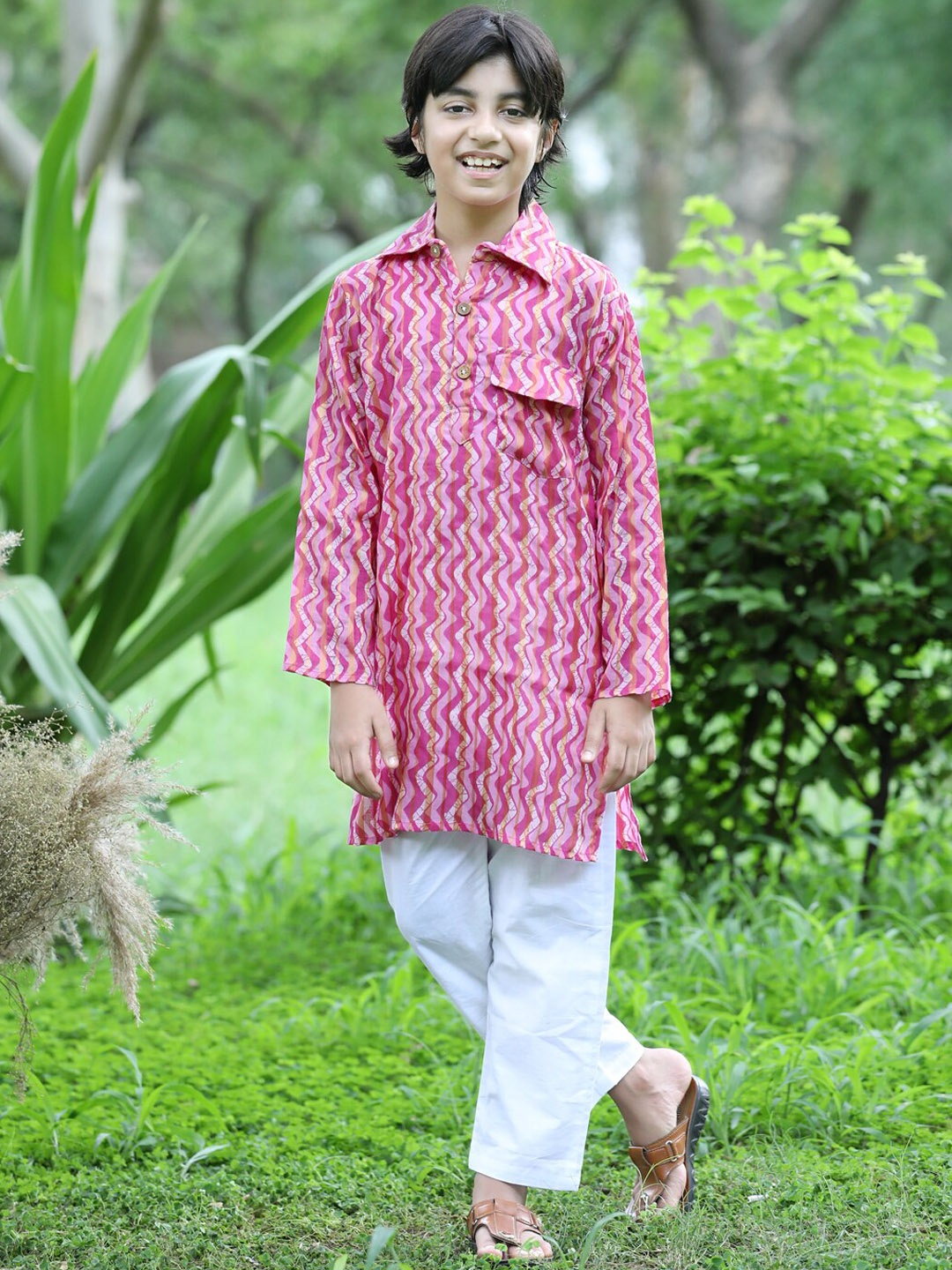 

Cutiekins Boys Chevron Printed Pathani Kurta with Pyjamas, Pink