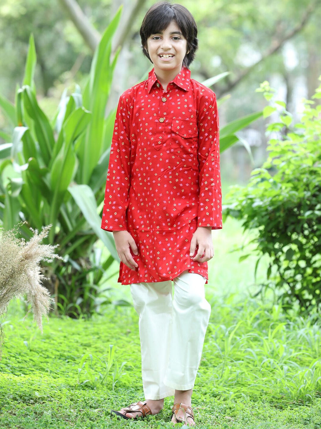 

Cutiekins Boys Abstract Printed Pathani Kurta with Pyjamas, Red