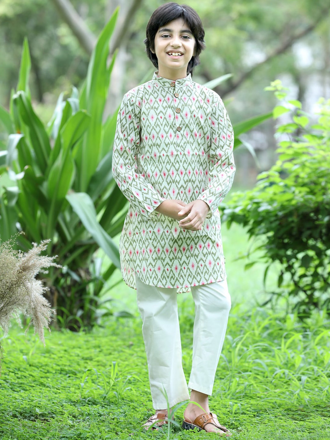 

Cutiekins Boys Ethnic Motifs Printed Curved Kurta with Pyjamas, Green