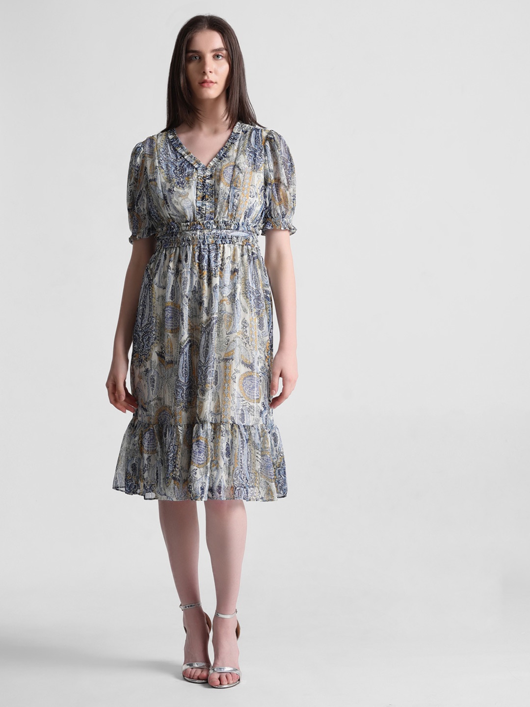 

ONLY Ethnic Motifs Printed V-Neck Puff Sleeve Gathered A-Line Midi Dress, Blue