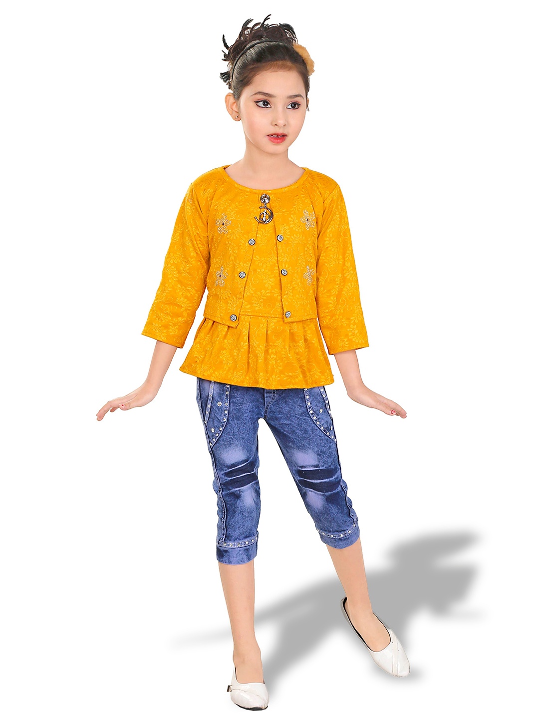 

BAESD Girls Floral Printed Top With Denim Capris, Yellow