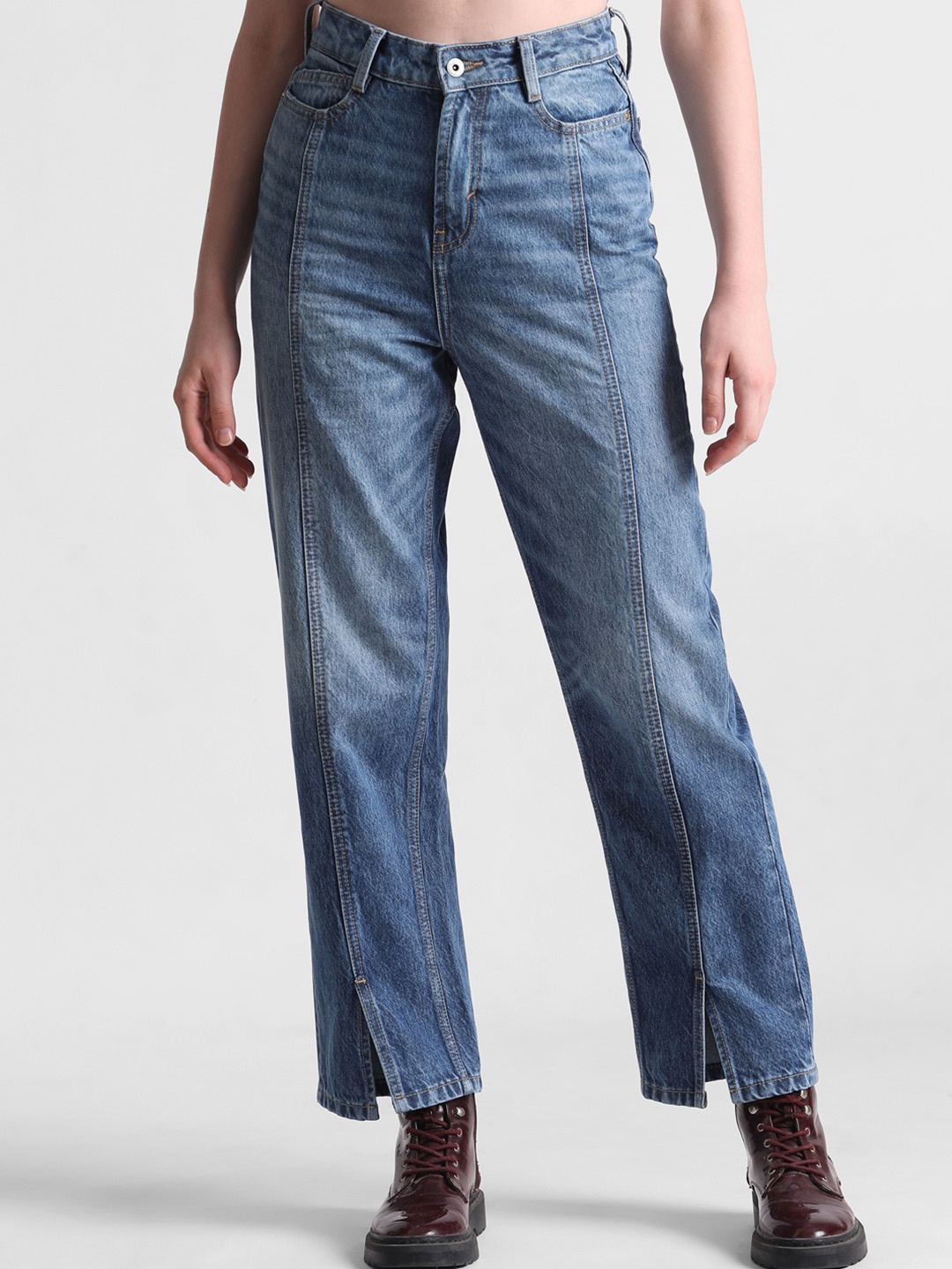 

ONLY Women Clean Look Straight Fit High-Rise Light Fade Slits Cropped Pure Cotton Jeans, Blue