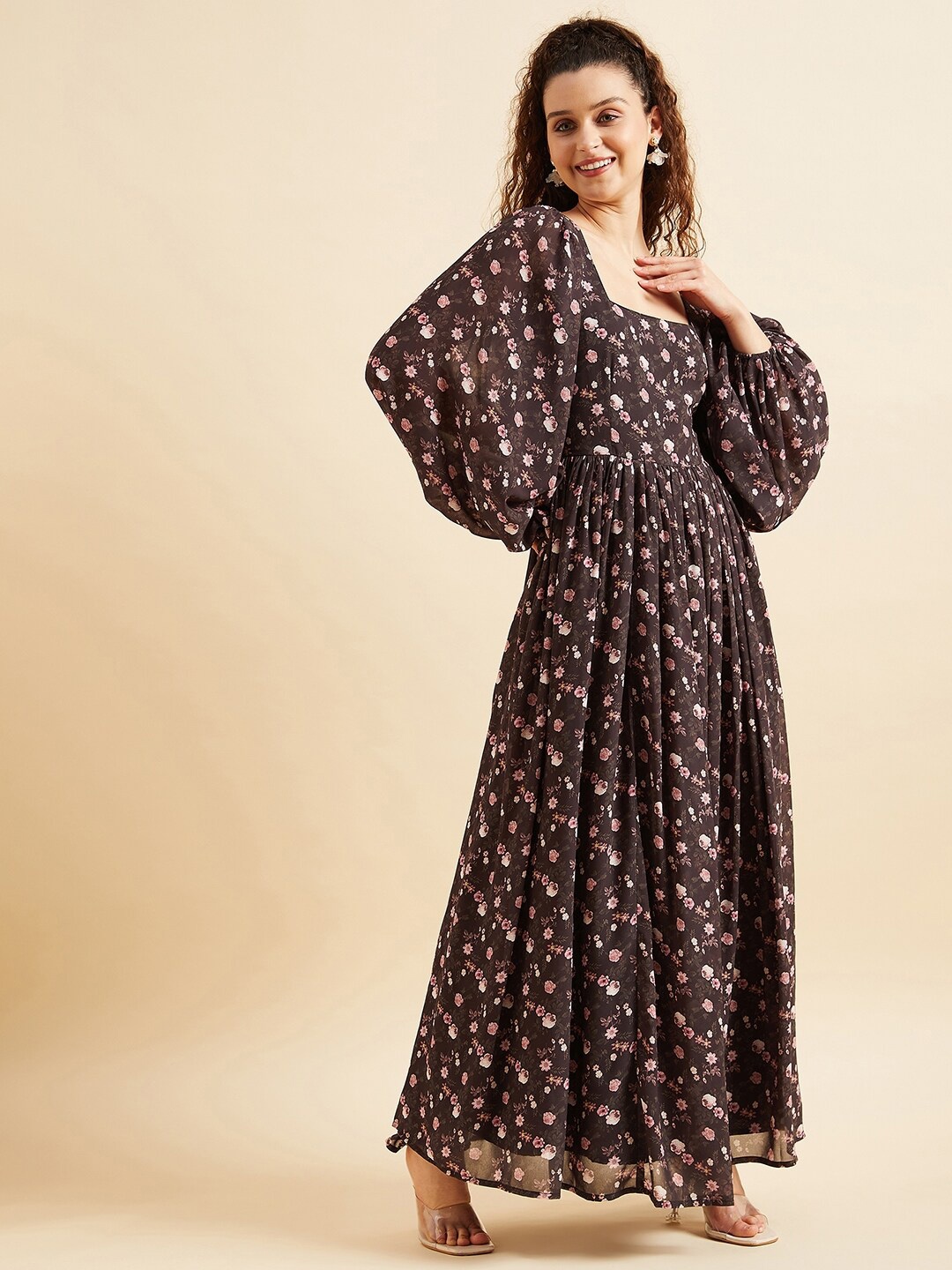 

PANIT Black & Pink Floral Printed Georgette Fit & Flare Maxi Ethnic Dress