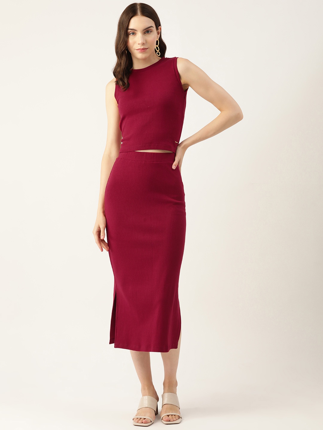 

FEMEA Crop Top with Skirt, Maroon
