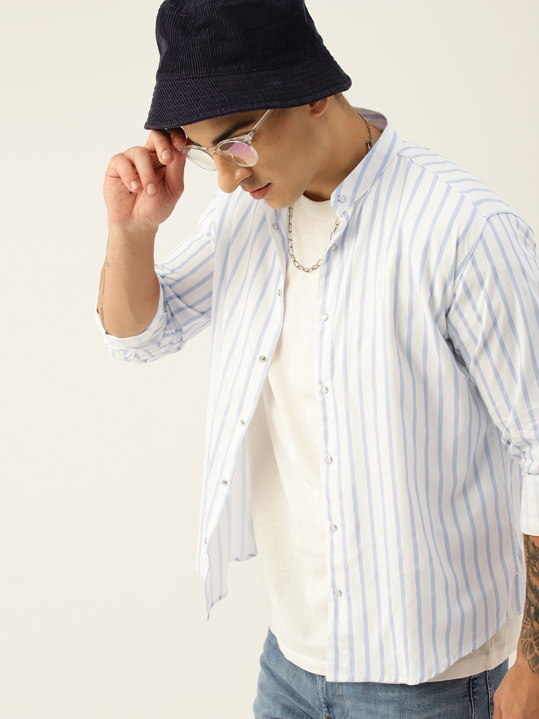

Kook N Keech Men Standard Opaque Striped Casual Shirt, White