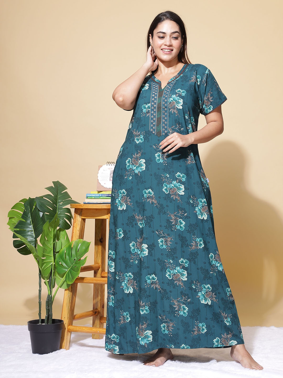 

9shines Label Floral Printed Maxi Nightdress, Green