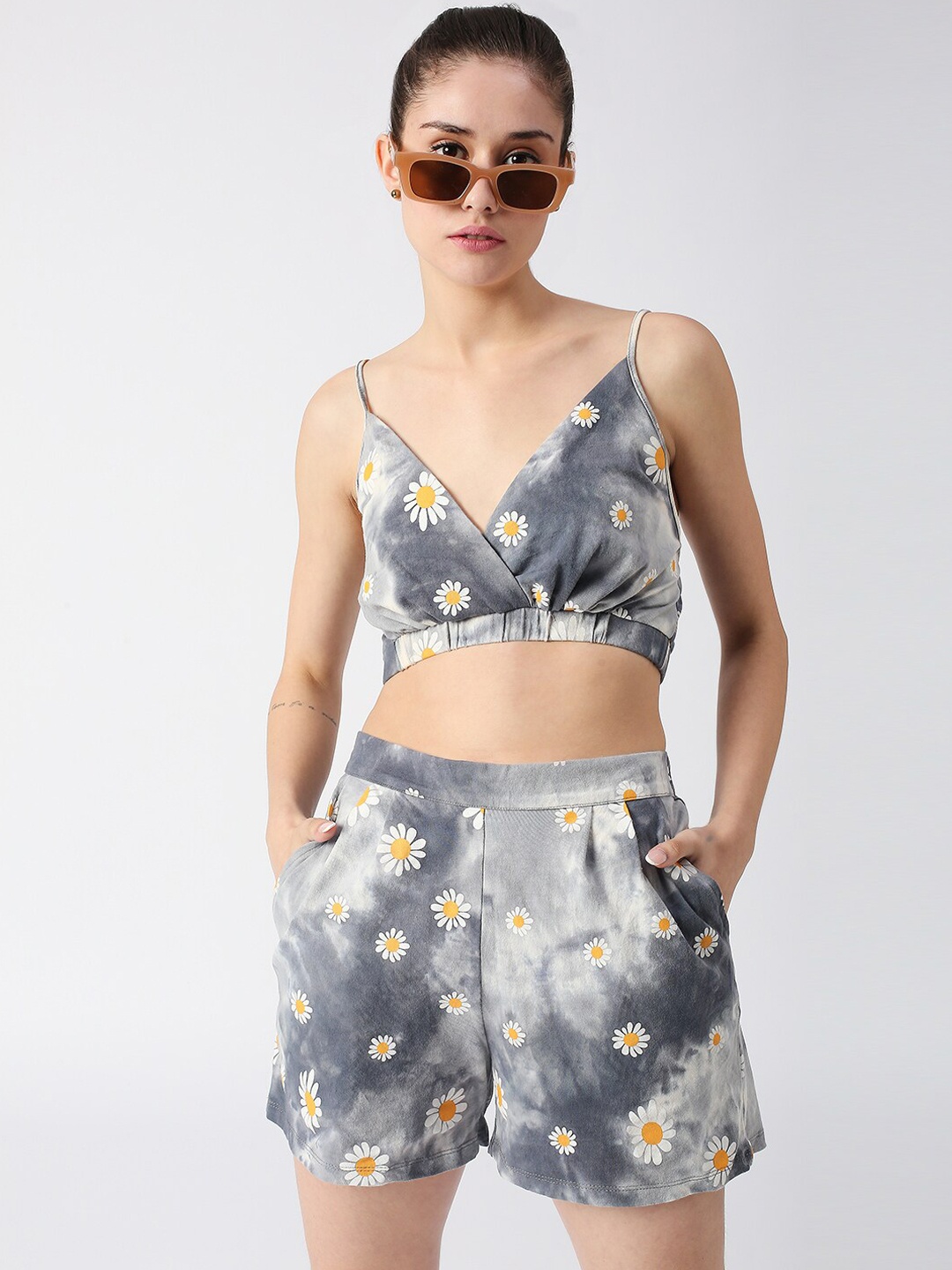 

Disrupt Floral Printed V-Neck Shoulder Straps Shorts & Bralette Co-Ord Set, Grey