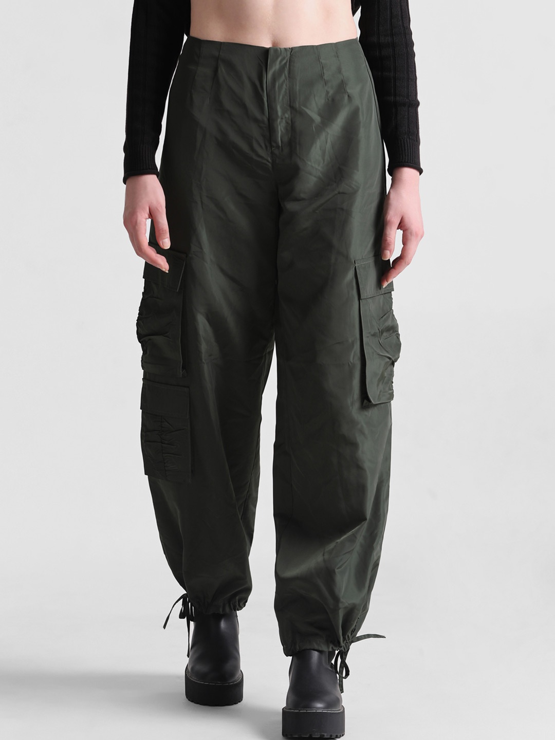 ONLY Women Loose Fit High-Rise Cargos, Olive