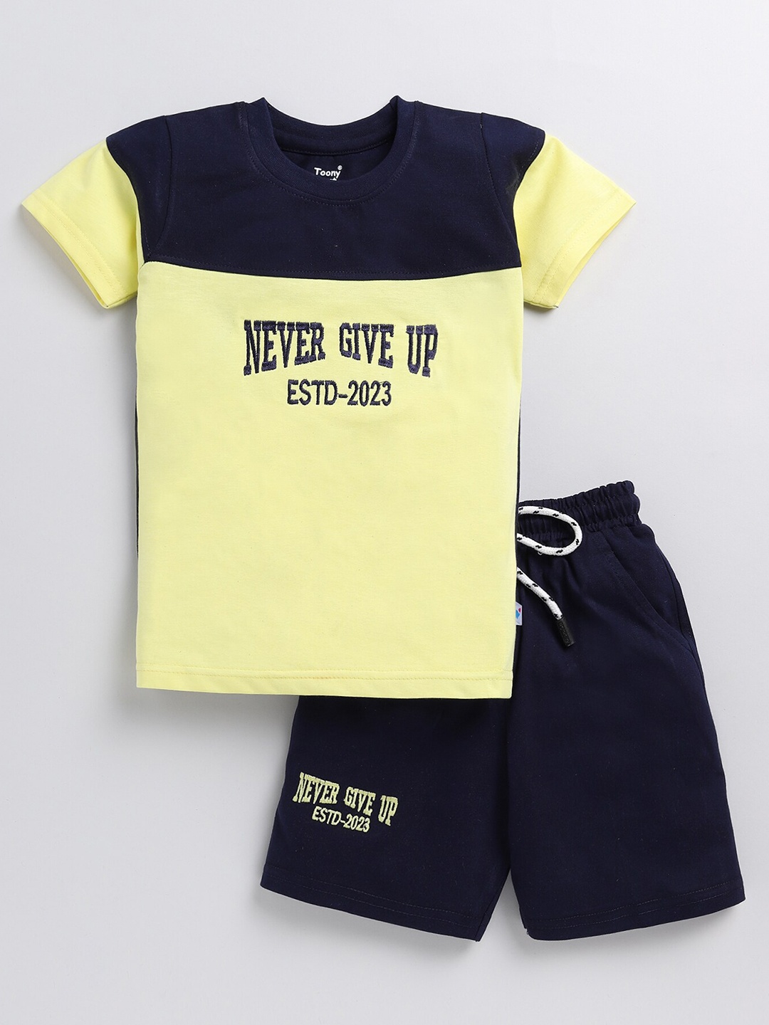 

Toonyport Boys Printed Pure Cotton Top with Shorts, Yellow