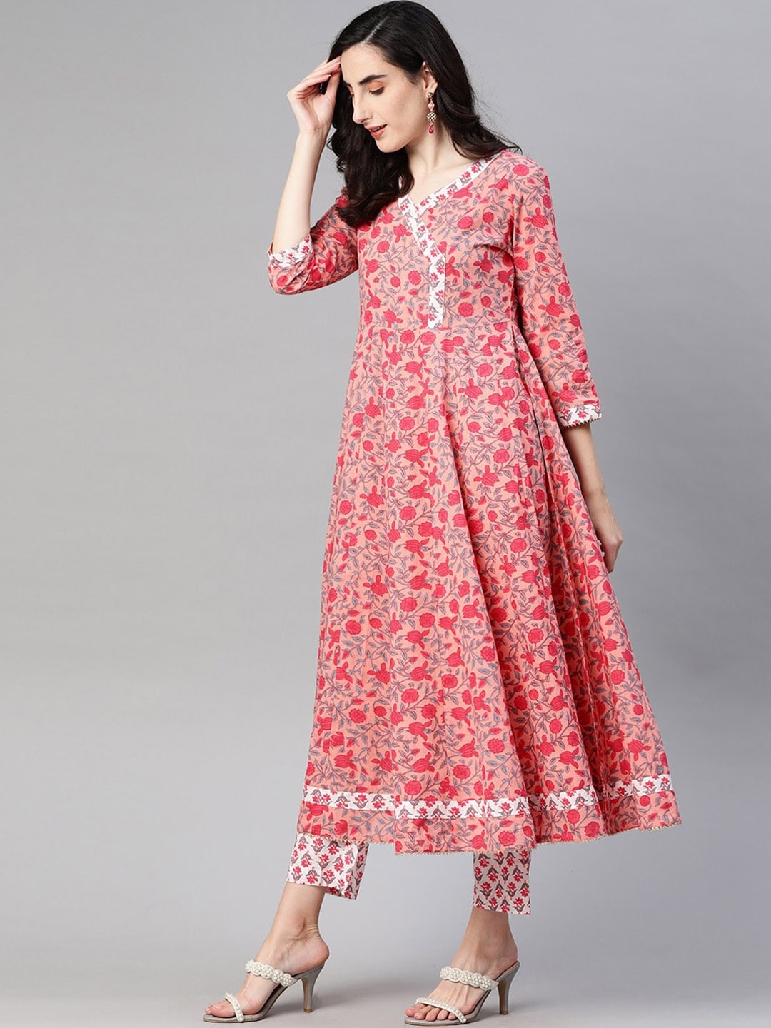 

AHIKA Floral Printed Pure Cotton Angrakha Kurta With Trousers & Dupatta, Pink