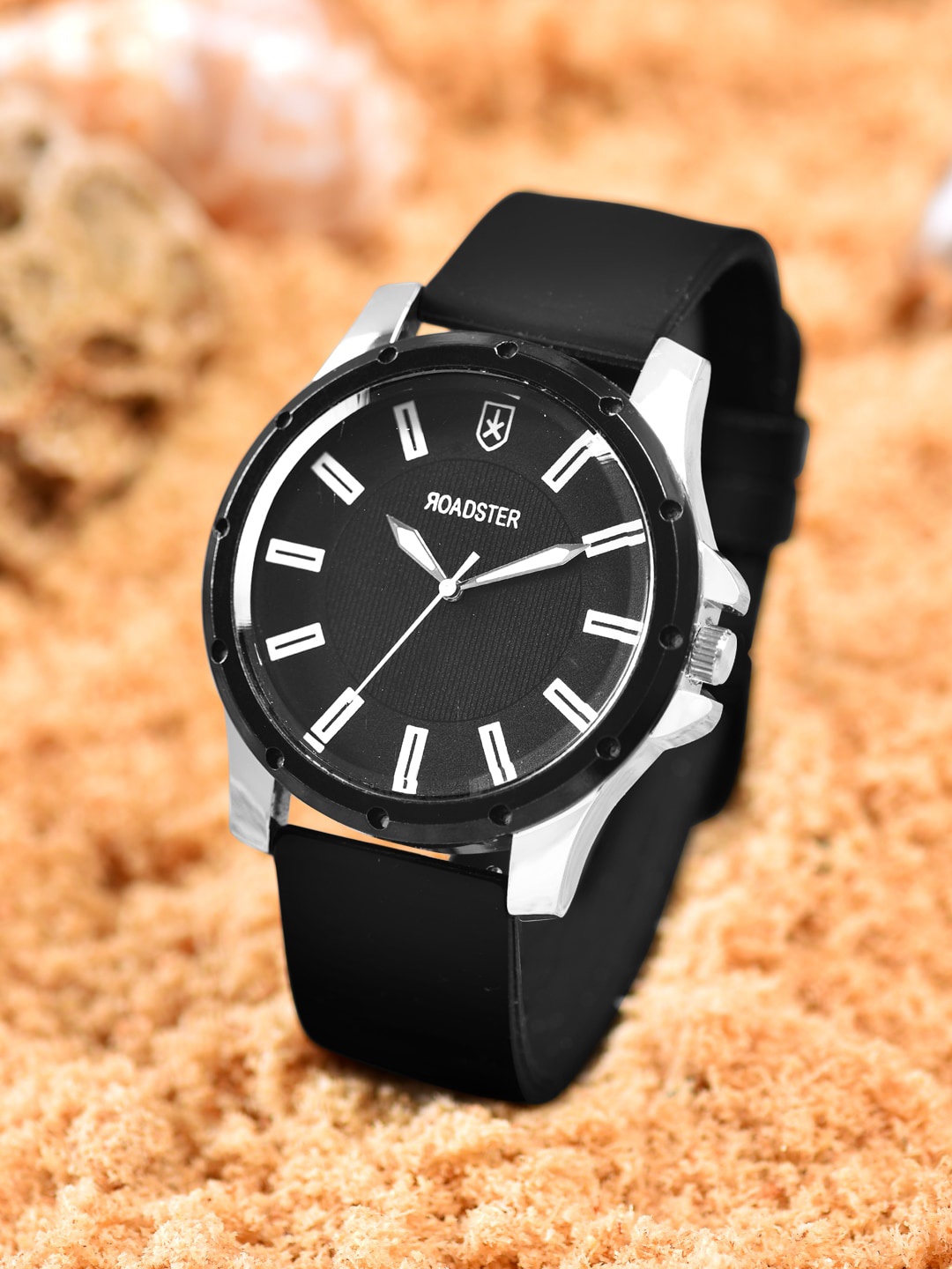 

Roadster Men Analog Dial Water Resistant Wrist Watch, Black