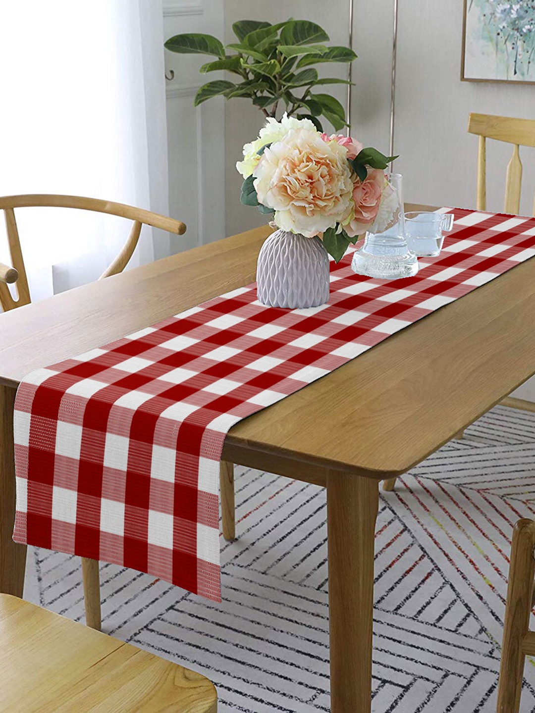 

Lushomes Red & White Checked Pure Cotton Ribbed 6-Seater Table Runner