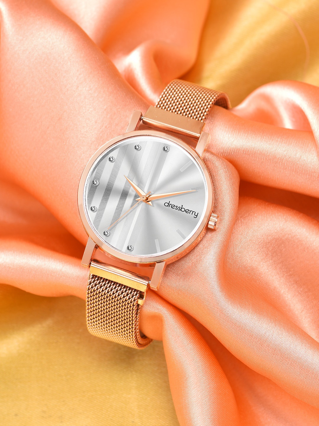 

DressBerry Women Silver Water Resistant Straps Watch HOBDB-133-RG-SL
