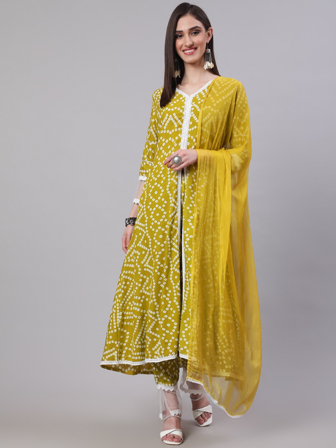 

SAK JAIPUR Bandhani Printed Regular Kurta With Trousers & Dupatta, Mustard