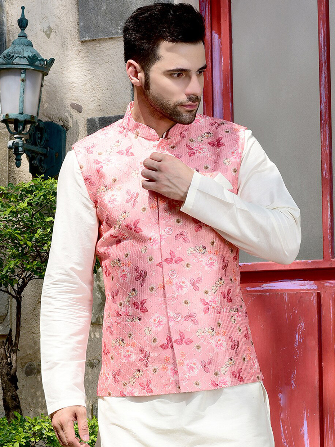 

HOUSE OF DEYANN Floral Printed Thread Work Pure Silk Nehru Jacket, Peach