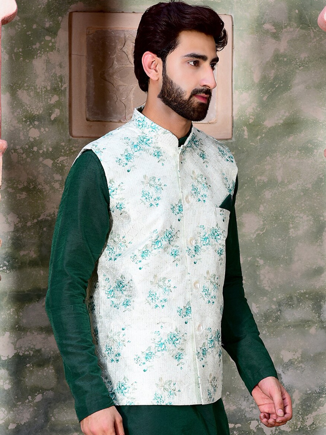 

HOUSE OF DEYANN Floral Printed Mandarin Collar Nehru Jacket, White