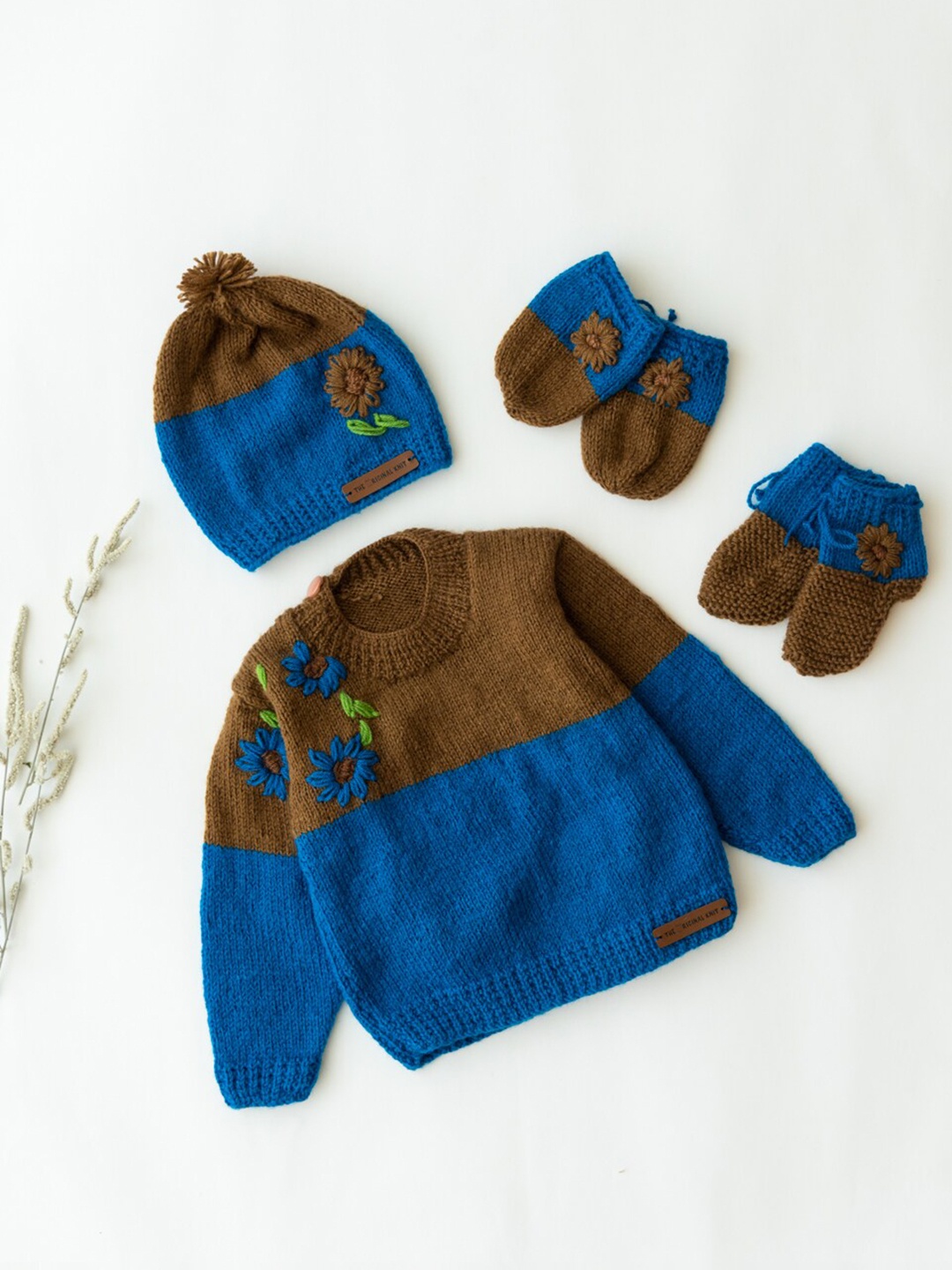 

The Original Knit Infants Kids Colourblocked Baby Apparel Gift Set, Brown