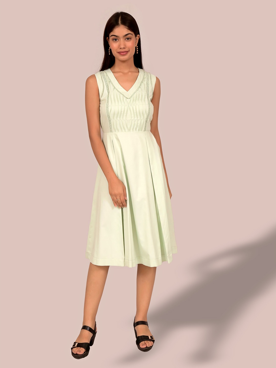 

Justin Whyte V-neck Sleeveless Fit & Flare Midi Dress, Green