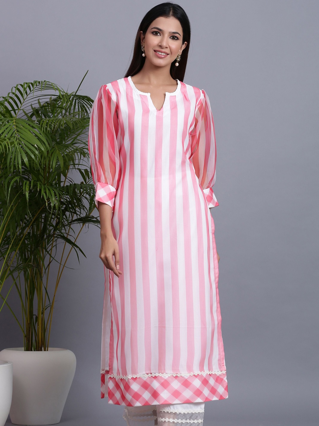 

GILLORI Striped Puff Sleeves Kurta with Palazzos, Red