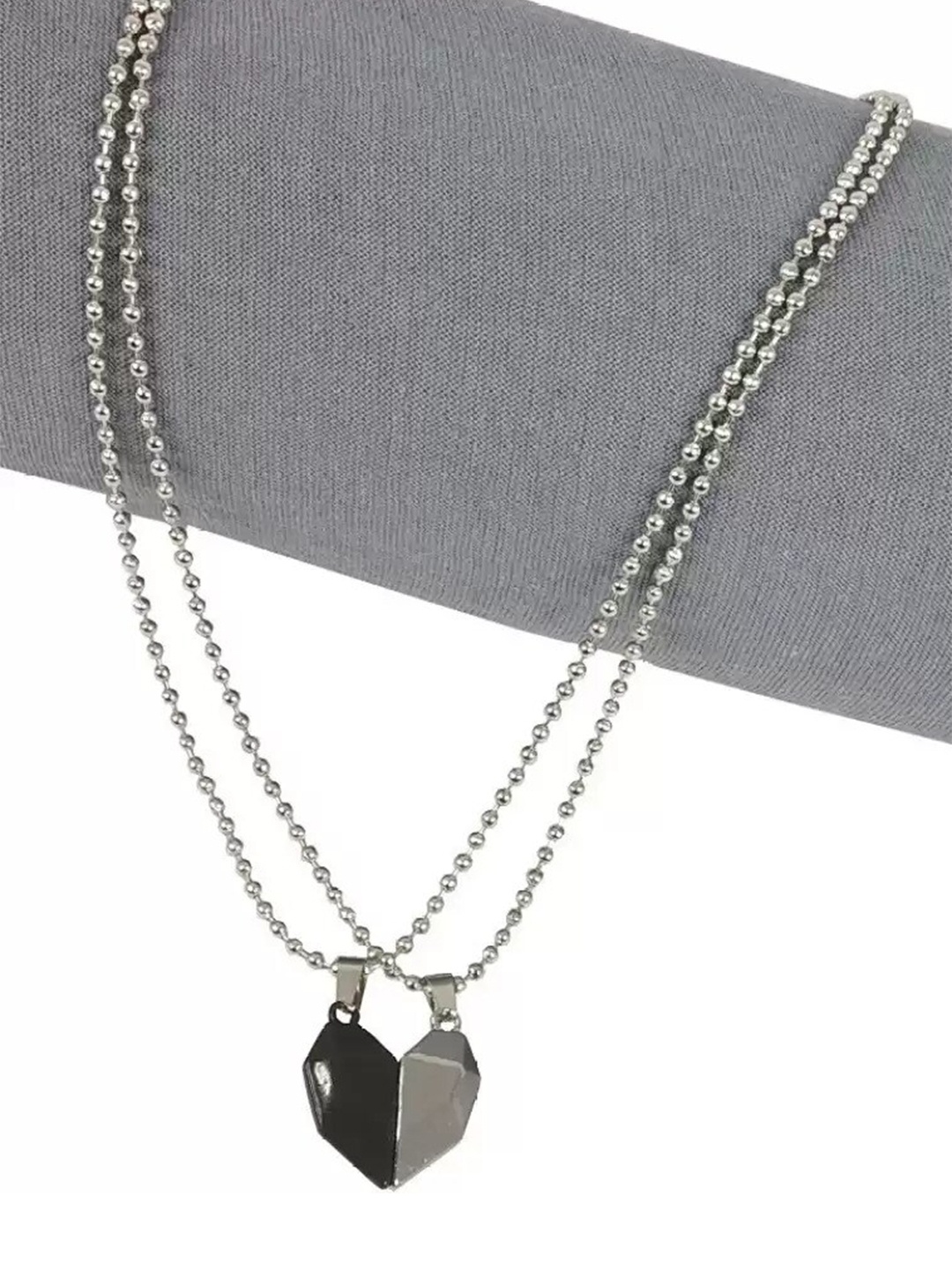 

MEENAZ Unisex Set Of 2 Silver-Plated Couples magnetic Pendant With Chain