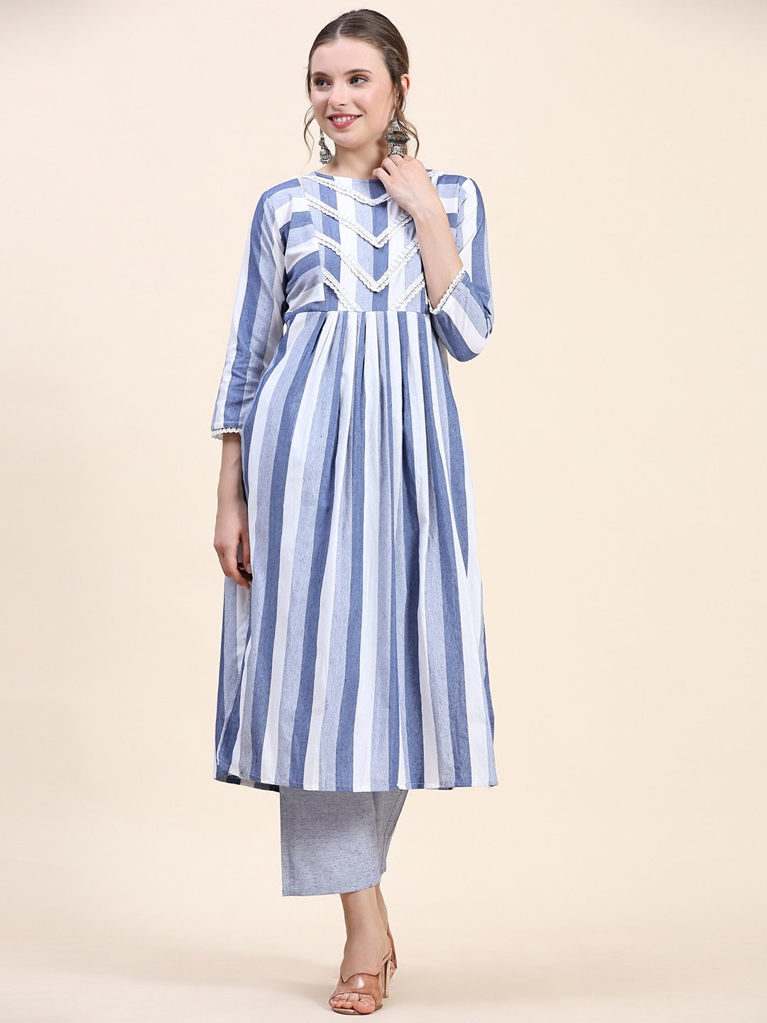 

VISHNU WEAVES Striped Lace Inserts A-Line Kurta with Trousers, Blue