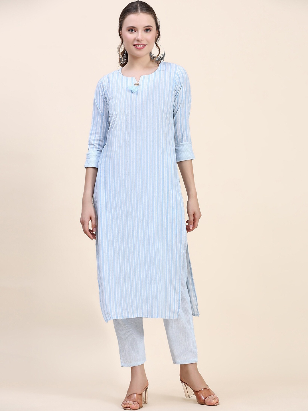 

VISHNU WEAVES Striped Regular Kurta with Trousers, Blue