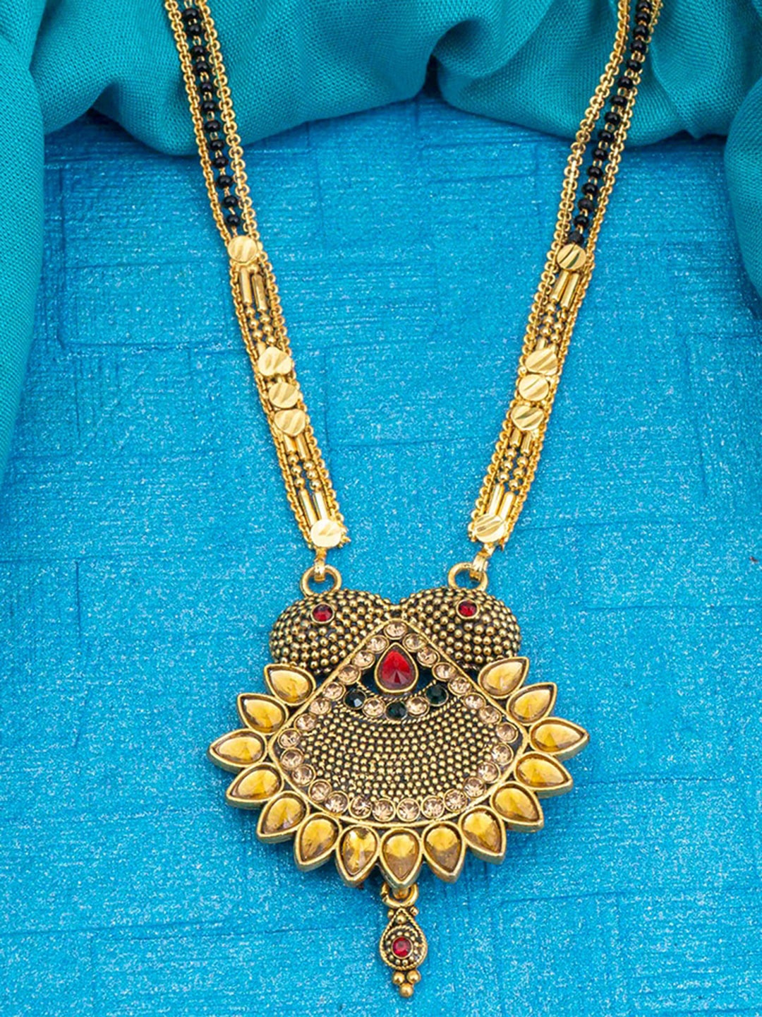 

Ramdev Art Fashion Jwellery Gold-Plated Stone-Studded & Beaded Mangalsutra